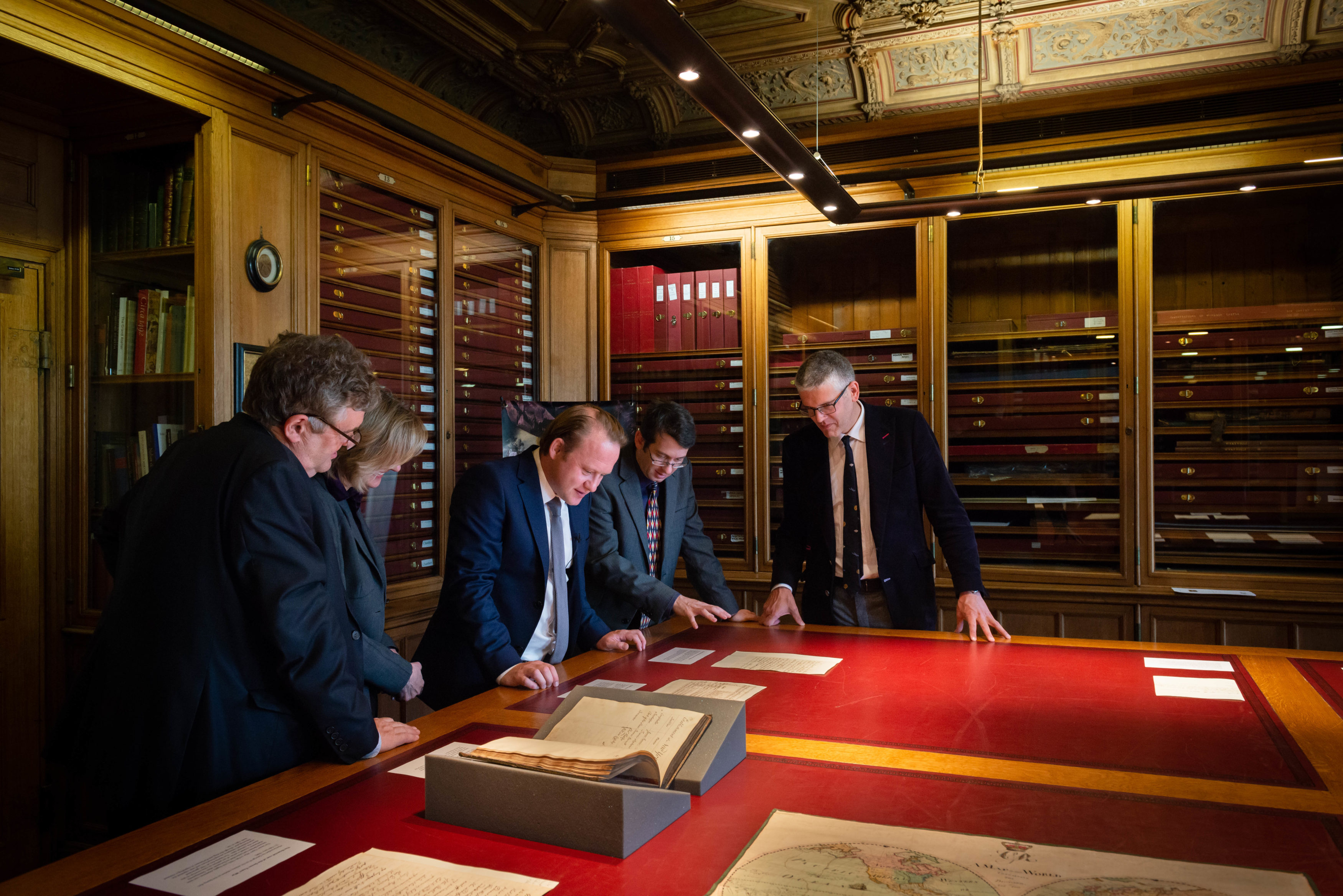 Actor Michael Jibson viewing Georgian Papers materials with partners from the GPP